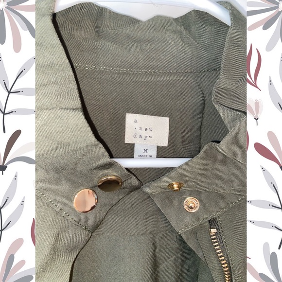 Utility Jacket - Picture 3 of 3